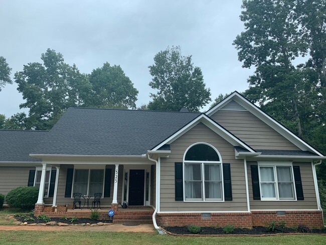 property at 325 Malabar Way