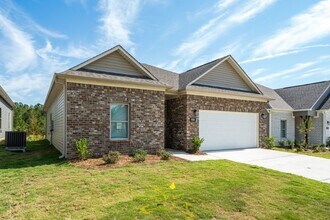 5528 Blue Jay Cir in Helena, AL - Building Photo - Building Photo