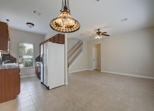 1172 Oak Grove Ave in Austin, TX - Building Photo - Building Photo