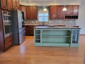 8162 Chateau Ln in Westerville, OH - Building Photo - Building Photo