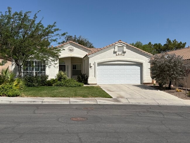 property at 2002 Hobbyhorse Ave