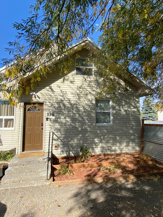 138 W Parker Main St in Parker, ID - Building Photo