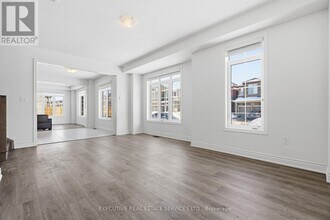 67 Bloomfield Cres in Cambridge, ON - Building Photo - Building Photo