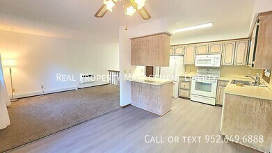 15229 Bluedorn Cir SE in Prior Lake, MN - Building Photo - Building Photo