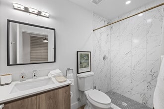 1627 NW 1st St in Miami, FL - Building Photo - Building Photo