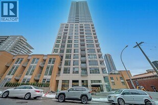 618 Carnarvon St in New Westminster, BC - Building Photo