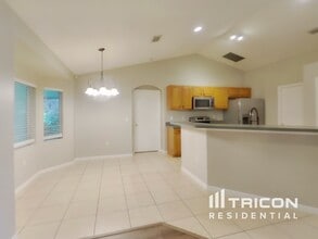231 Debary Dr in Debary, FL - Building Photo - Building Photo