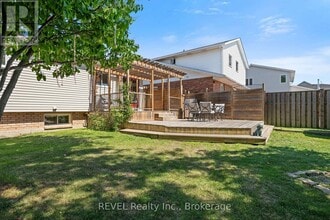 101 Wellandvale Dr in Welland, ON - Building Photo - Building Photo