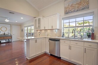 3160 NE 28th Ave in Lighthouse Point, FL - Building Photo - Building Photo