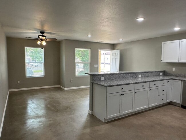 120-122 S Pearl Ave in Joplin, MO - Building Photo - Building Photo