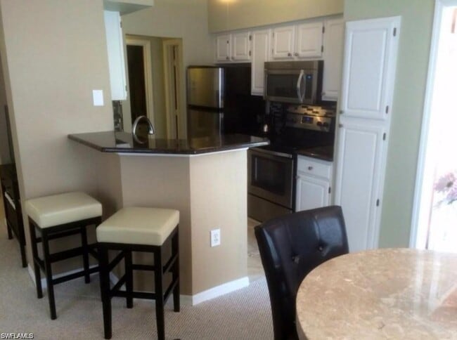 23580 Walden Center Dr in Estero, FL - Building Photo - Building Photo