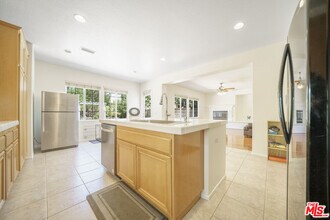 24365 Las Palmas St in Santa Clarita, CA - Building Photo - Building Photo