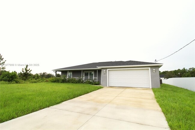 property at 555 Oakshire Ln