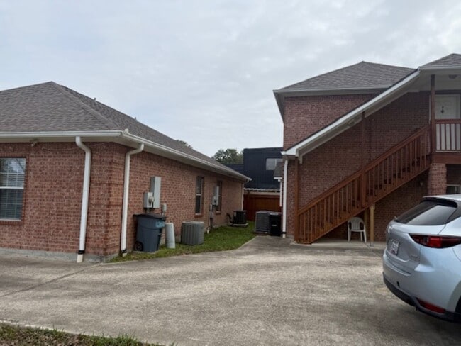 property at 702 Staitti St