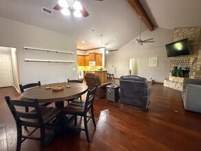 4410 Wild W Cir in Abilene, TX - Foto de edificio - Building Photo