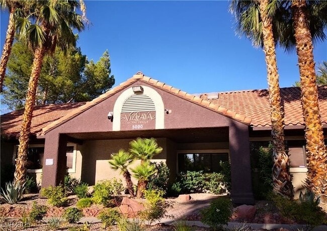 5026 S Rainbow Blvd in Las Vegas, NV - Building Photo - Building Photo