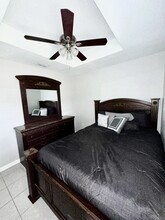 1925 Diamante Dr, Unit 1 in Brownsville, TX - Foto de edificio - Building Photo