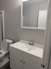 2863 Cedar Hill Rd, Unit 1 in Cuyahoga Falls, OH - Foto de edificio - Building Photo