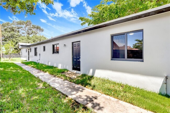 property at 861 NW 6th Ave