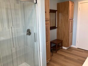 5083 Windsor Dr in San Diego, CA - Foto de edificio - Building Photo