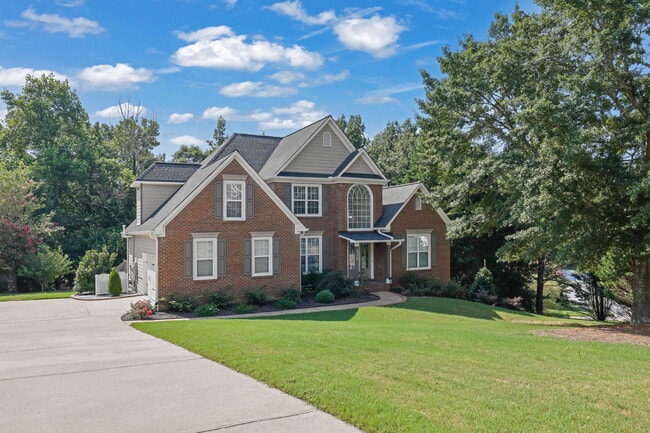 property at 520 Ruby Forest Pky