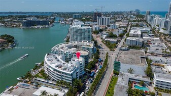 6580 Indian Creek Dr in Miami Beach, FL - Building Photo