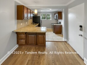 2901 Blair Blvd, Unit B2 in Nashville, TN - Foto de edificio - Building Photo