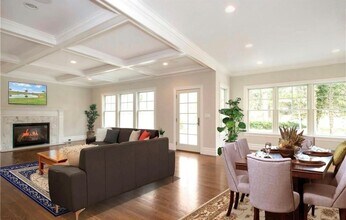 1 Ogden Rd in Scarsdale, NY - Building Photo - Building Photo