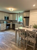 5 Woodgate Rd in Scarborough, ME - Building Photo