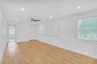 1315 Kenilworth Dr SW in Atlanta, GA - Building Photo - Building Photo