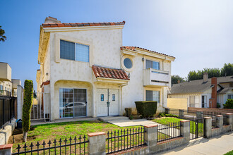 16812 S Dalton Ave in Gardena, CA - Building Photo - Building Photo