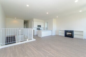 2812 N Mildred Ave, Unit 3 in Chicago, IL - Building Photo - Building Photo