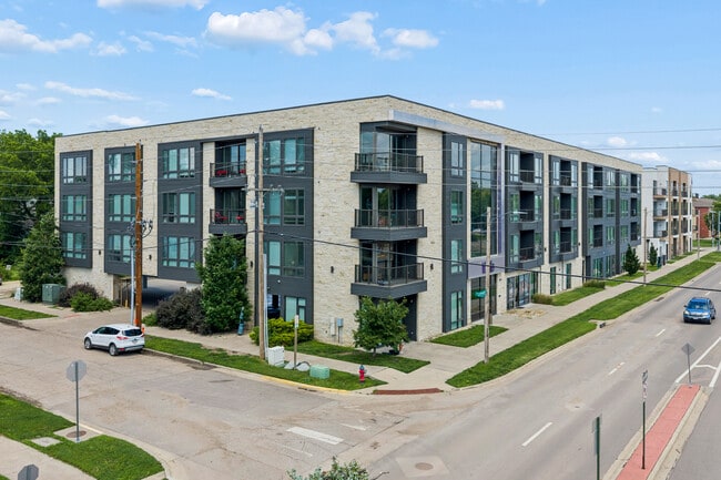 12b Lofts & Avenue M