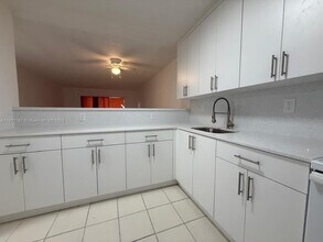 15221 NE 6th Ave in Miami, FL - Building Photo - Building Photo