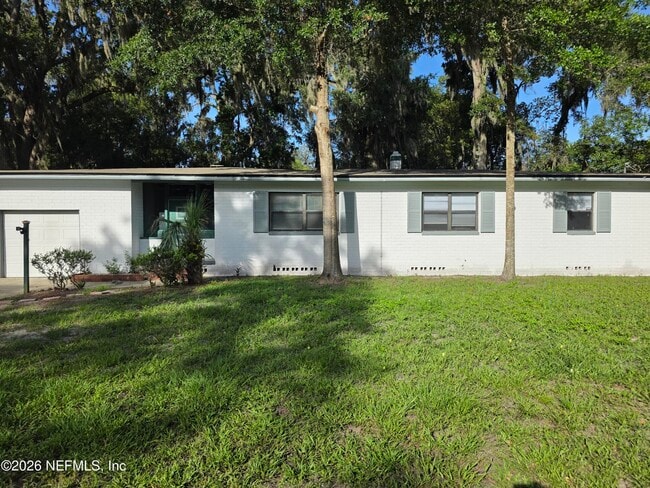 property at 7816 Catawba Dr