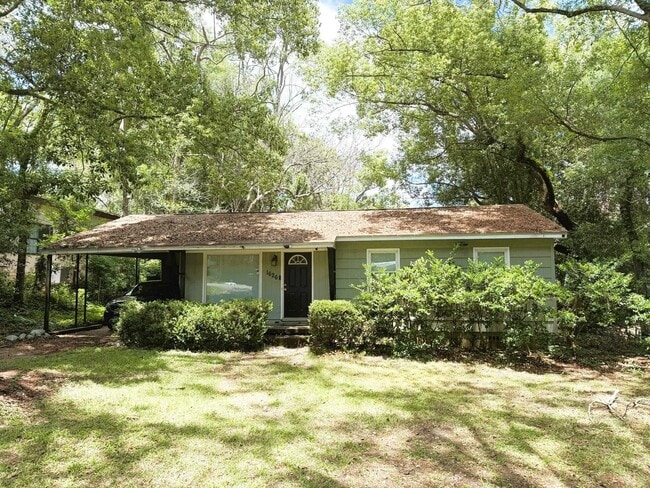 property at 1626 Mayhew St
