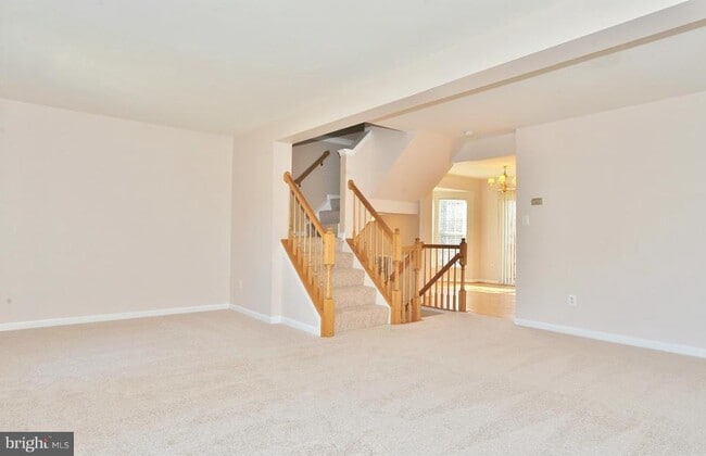 6414 Lureta Ann Ln in Springfield, VA - Building Photo - Building Photo