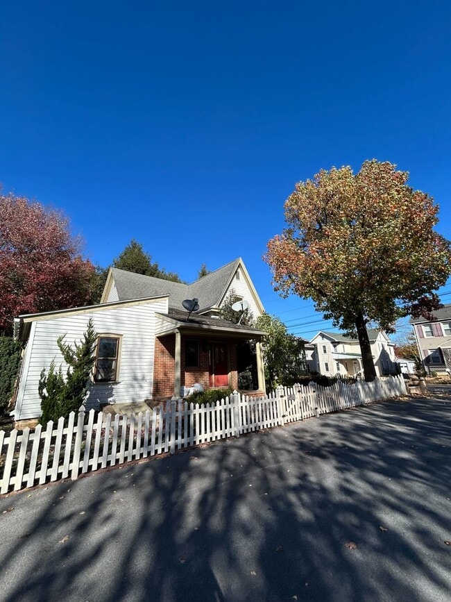 448 Mt Sidney Rd in Lancaster, PA - Building Photo - Building Photo