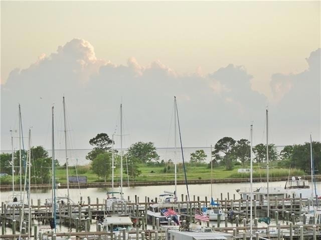 1580 Harbor Dr, Unit 321 in Slidell, LA - Foto de edificio - Building Photo