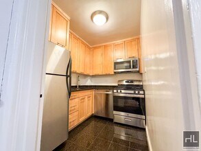 East 79th Street in New York, NY - Building Photo - Building Photo