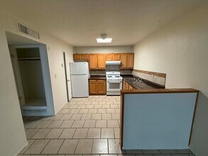 5425 E 30th St, Unit 3 in Tucson, AZ - Building Photo - Building Photo