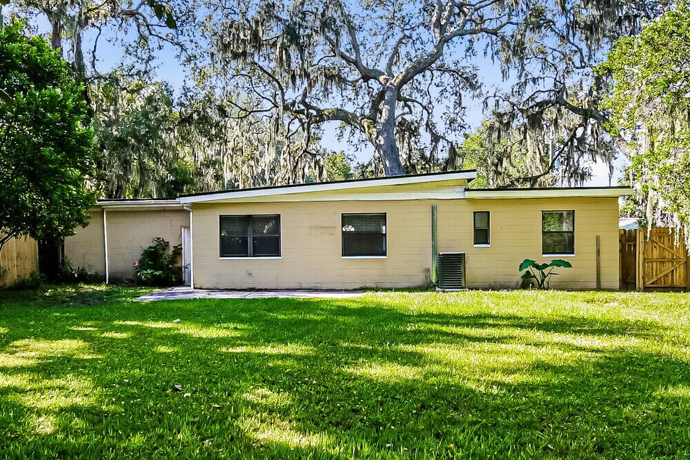 1923 Bucknell Ave in Jacksonville, FL - Building Photo