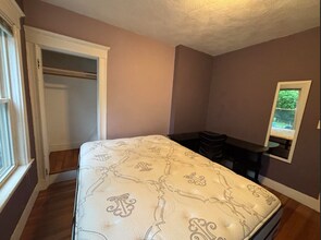 17 Stanley Ave, Unit 1 in Medford, MA - Building Photo - Building Photo