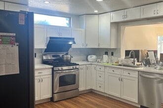 14823 Maywood Dr in Chino Hills, CA - Building Photo - Building Photo