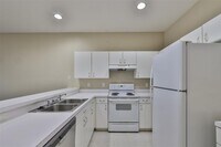 12950 Kings Crossing Dr photo'