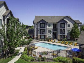 Four Seasons at Southtowne Apartments in South Jordan, UT - Building Photo