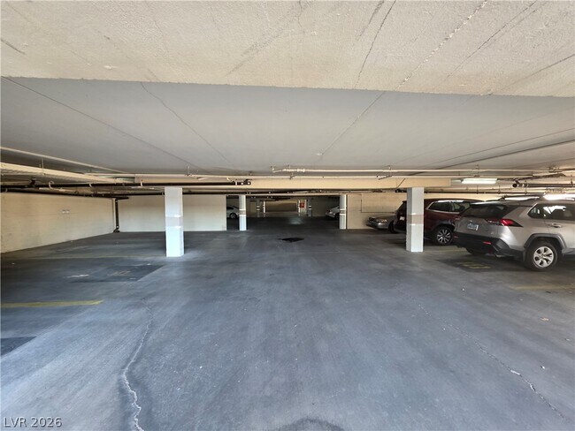 property at 750 S Royal Crest Cir