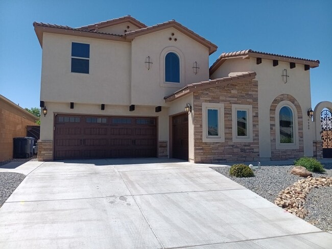 property at 6900 Walnut Creek Rd NE