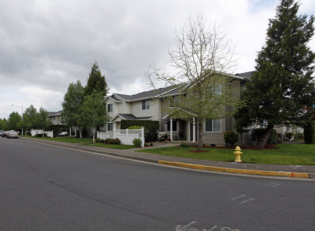 167-Triple Crown in Salem, OR - Building Photo - Building Photo