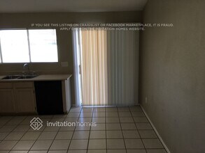 10510 N 76th Dr in Peoria, AZ - Building Photo - Building Photo